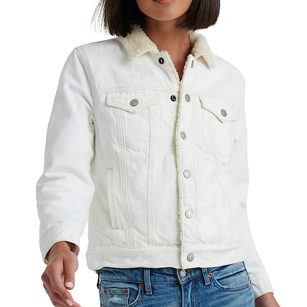 Lucky Brand The Tomboy Trucker Sherpa Lined Jean Jacket in Ivory / Off-White